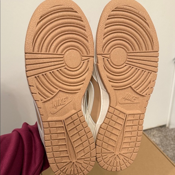 Women’s Nike Dunk Low Next Natire brand new in box, style DD1873-200, hemp/sail - Picture 8 of 13